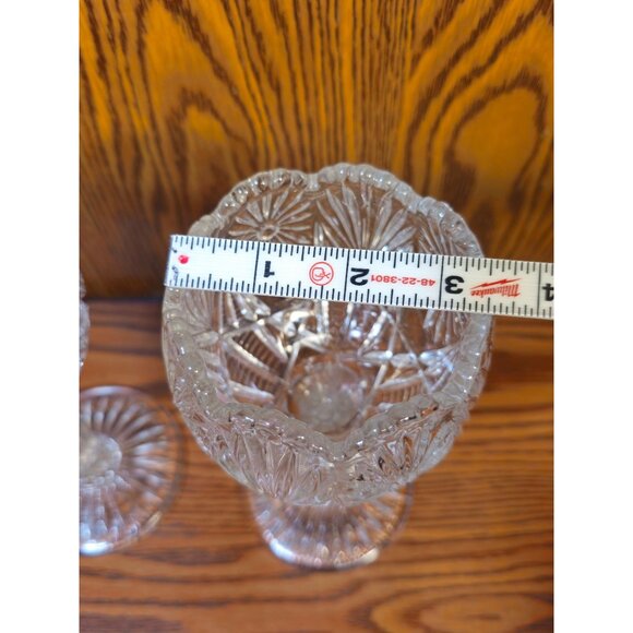 Vintage Clear Pressed Glass Goblets With Starburst Design  Set Of 2 - Picture 5 of 9
